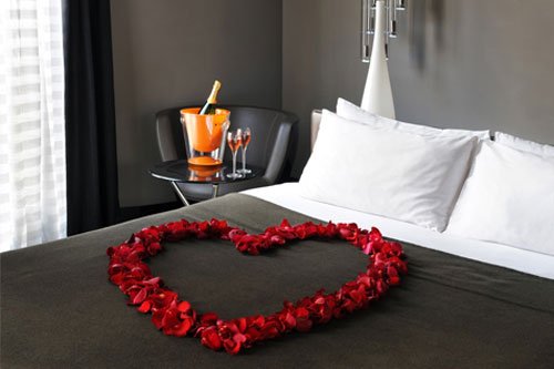 hoosta-magazine-hotel-paris-sezz-st-valentin